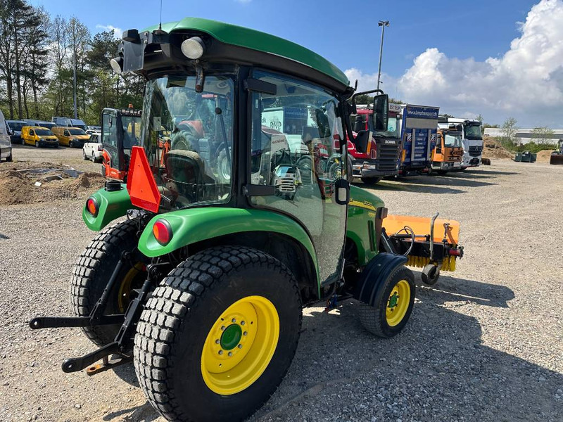 John Deere 3720 M/ Hydraulisk kost - Mini tractor: afbeelding 5 John Deere 3720 M/ Hydraulisk kost - Mini tractor: afbeelding 5