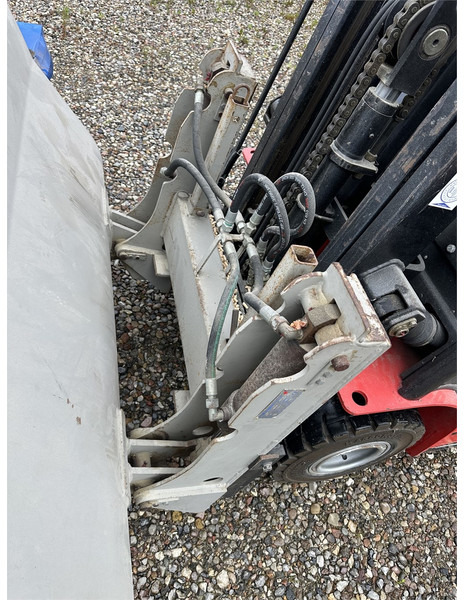 NP A18 truck with shovel and forks - Elektrische heftruck: afbeelding 5 NP A18 truck with shovel and forks - Elektrische heftruck: afbeelding 5