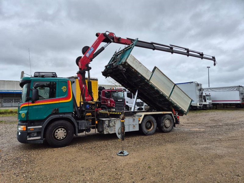 Scania P450 6x2/4 // HMF 2620 K5 // 3-way tip - Kraanwagen: afbeelding 2 Scania P450 6x2/4 // HMF 2620 K5 // 3-way tip - Kraanwagen: afbeelding 2