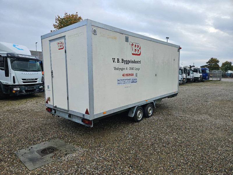VA 1300 kg Toilet/Bad/omklædning/spiserum - Gesloten aanhangwagen: afbeelding 5 VA 1300 kg Toilet/Bad/omklædning/spiserum - Gesloten aanhangwagen: afbeelding 5