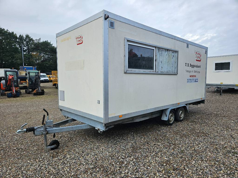 VA 1300 kg Toilet/Bad/omklædning/spiserum - Gesloten aanhangwagen: afbeelding 1 VA 1300 kg Toilet/Bad/omklædning/spiserum - Gesloten aanhangwagen: afbeelding 1
