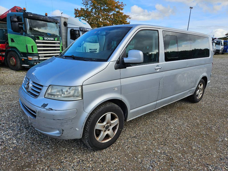 Volkswagen Caravelle 2,5 TDi 130 lang 10prs 5d - Personenwagen: afbeelding 1 Volkswagen Caravelle 2,5 TDi 130 lang 10prs 5d - Personenwagen: afbeelding 1