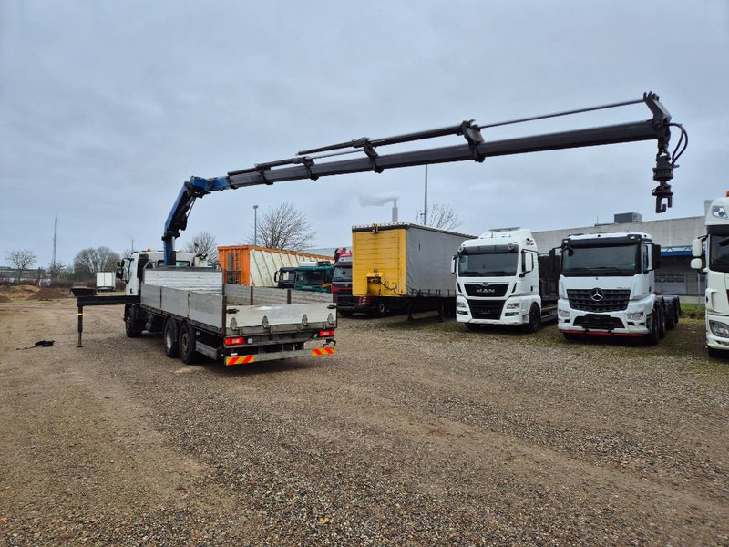 Volvo FE320 6x2/4 // HMF2120 K5 // - Kraanwagen: afbeelding 4 Volvo FE320 6x2/4 // HMF2120 K5 // - Kraanwagen: afbeelding 4