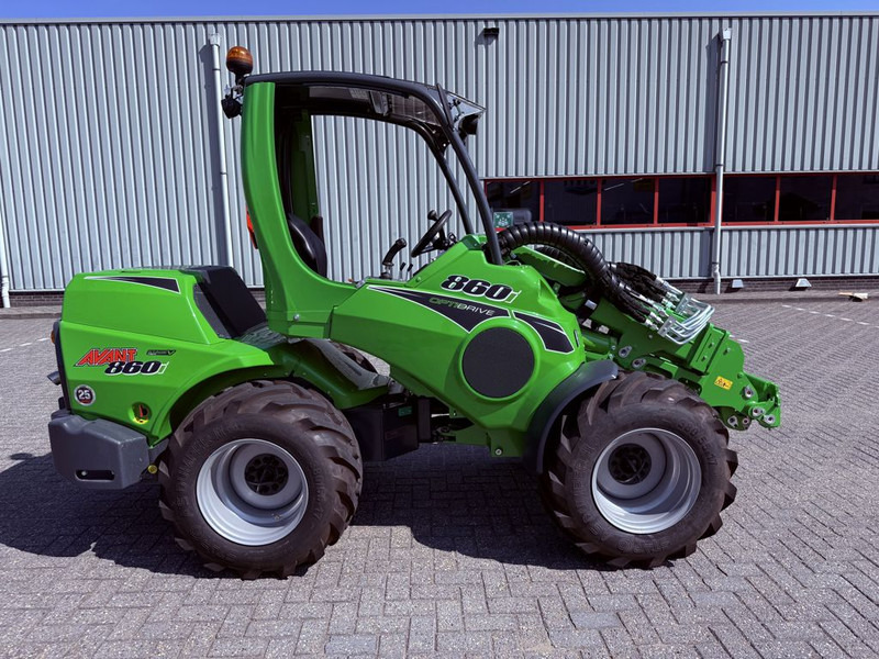 Avant 860i TDL + 1900kg 3.5 mtr 30km/h - Wiellader: afbeelding 4 Avant 860i TDL + 1900kg 3.5 mtr 30km/h - Wiellader: afbeelding 4