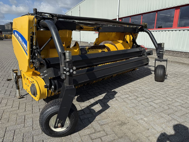 New Holland 300FPE Gras Pickup - Oogstmachine: afbeelding 5 New Holland 300FPE Gras Pickup - Oogstmachine: afbeelding 5