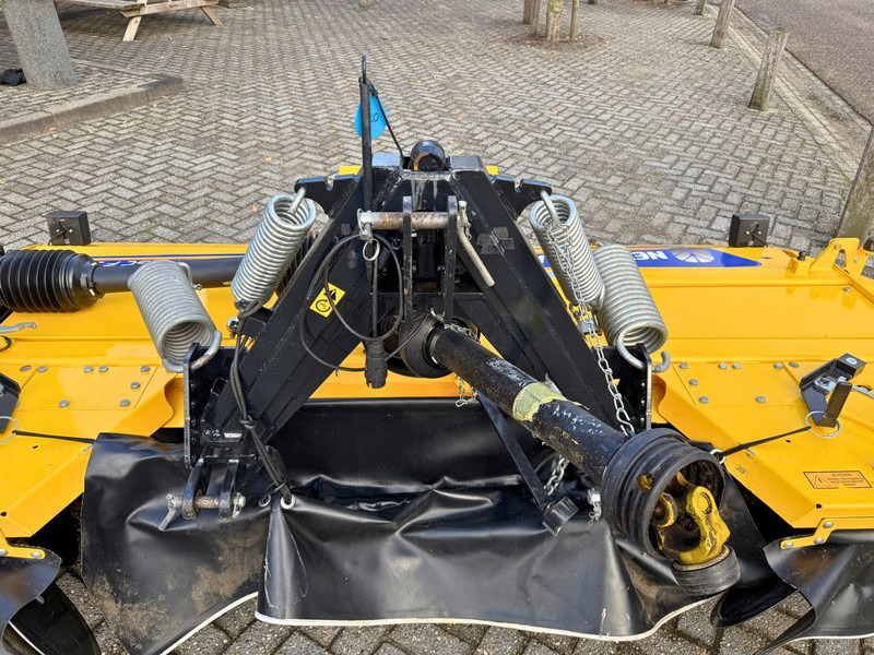 New Holland Duradisc F300 Frontmaaier - Maaimachine: afbeelding 5 New Holland Duradisc F300 Frontmaaier - Maaimachine: afbeelding 5
