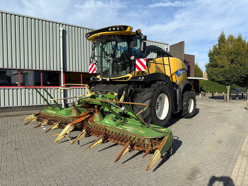 New Holland FR550 Forage Cruiser + Krone Easycollect - Hakselaar: afbeelding 2 New Holland FR550 Forage Cruiser + Krone Easycollect - Hakselaar: afbeelding 2