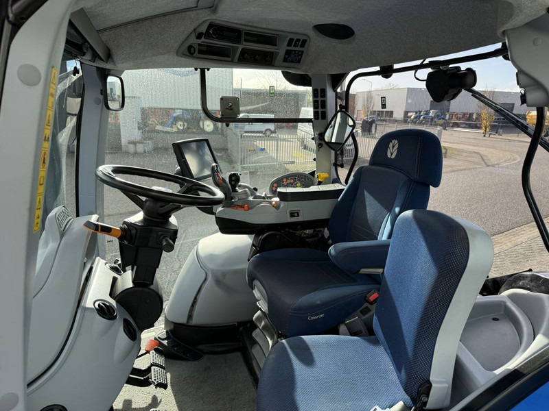 New Holland T7.210 AC Stage V + TL770 Voorlader - Tractor: afbeelding 5 New Holland T7.210 AC Stage V + TL770 Voorlader - Tractor: afbeelding 5