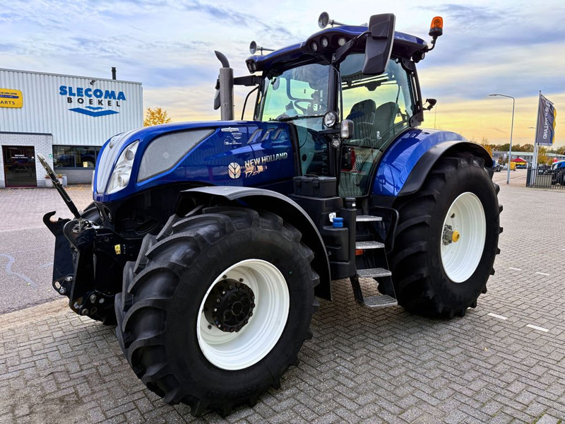 New Holland T7.270 AC 10 Years Blue Power Edition - Tractor: afbeelding 1 New Holland T7.270 AC 10 Years Blue Power Edition - Tractor: afbeelding 1