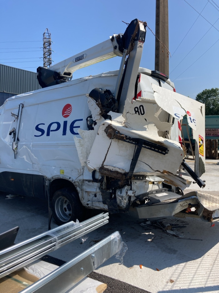 IVECO DAILY FOURGON 50C18 - Vrachtwagen hoogwerker: afbeelding 5 IVECO DAILY FOURGON 50C18 - Vrachtwagen hoogwerker: afbeelding 5