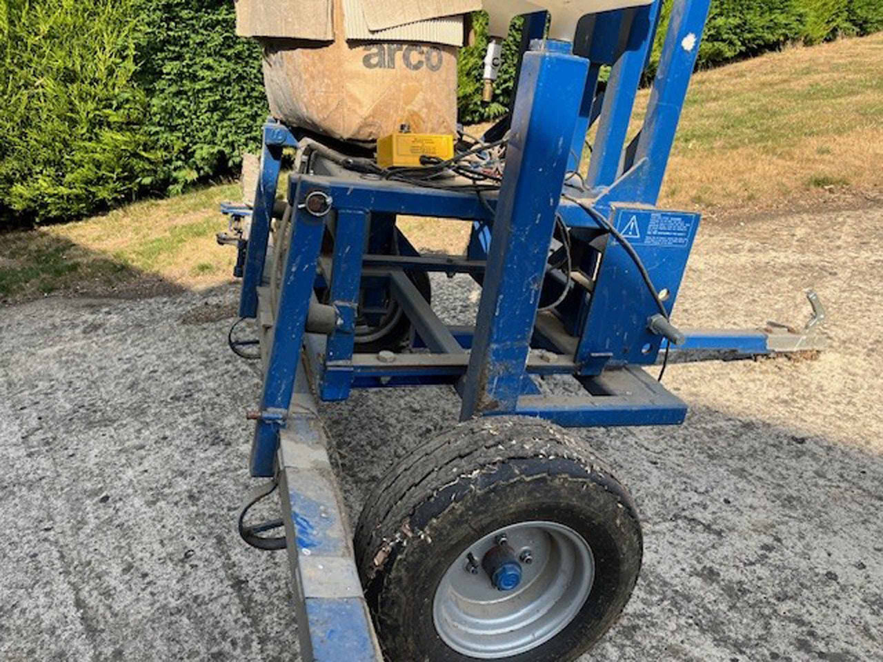 Edlington 6m WeedSwiper - Tuinmachine: afbeelding 2 Edlington 6m WeedSwiper - Tuinmachine: afbeelding 2