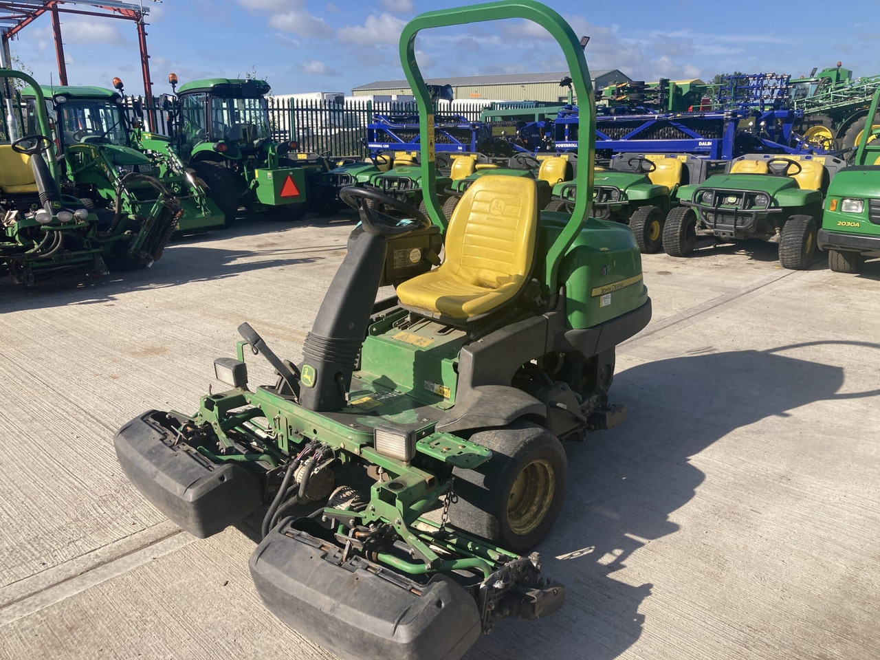 John Deere 2500EH greens triple mower - Gazonmaaier: afbeelding 1 John Deere 2500EH greens triple mower - Gazonmaaier: afbeelding 1