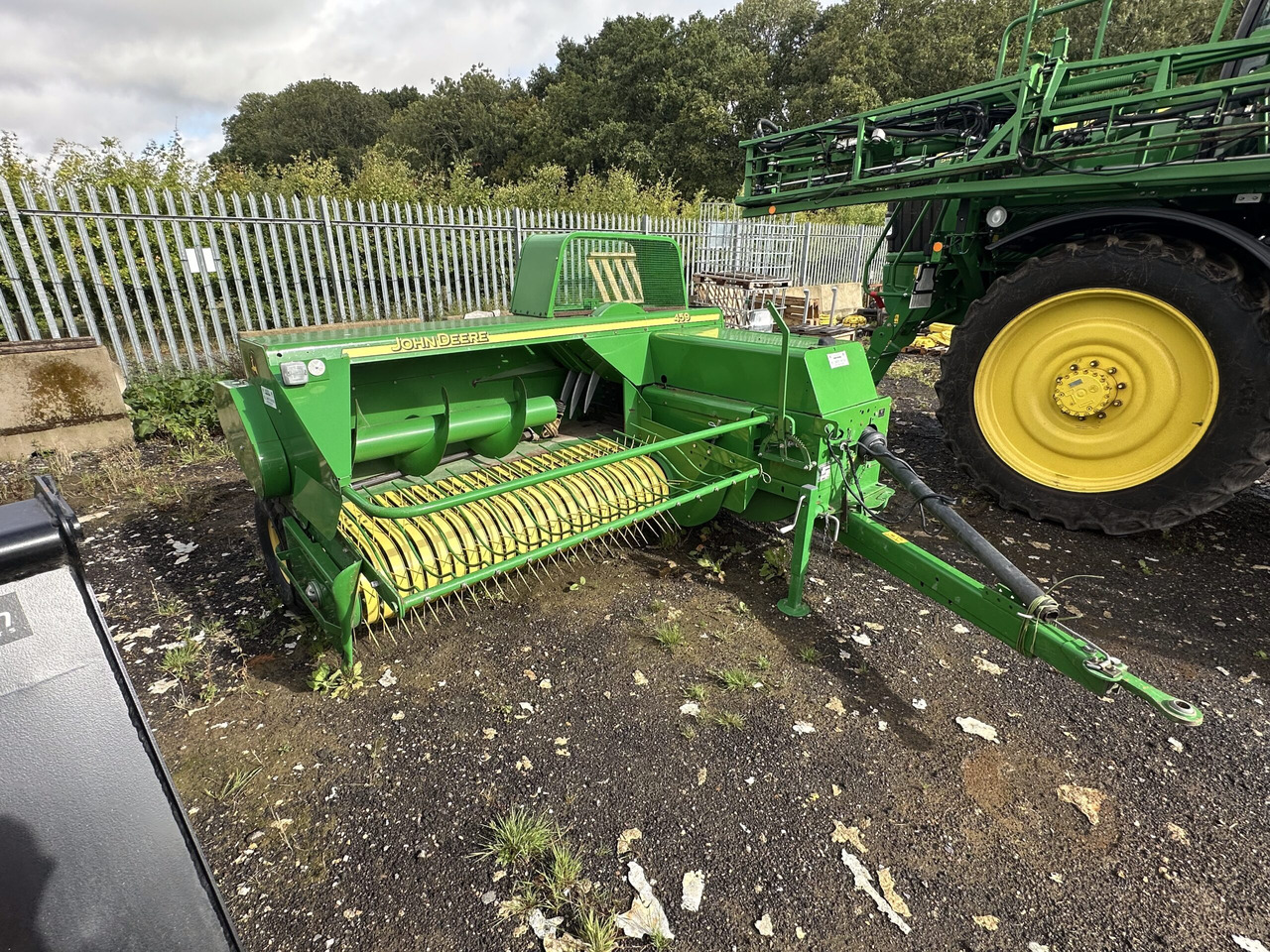 John Deere 459 baler - Vierkante balenpers: afbeelding 1 John Deere 459 baler - Vierkante balenpers: afbeelding 1