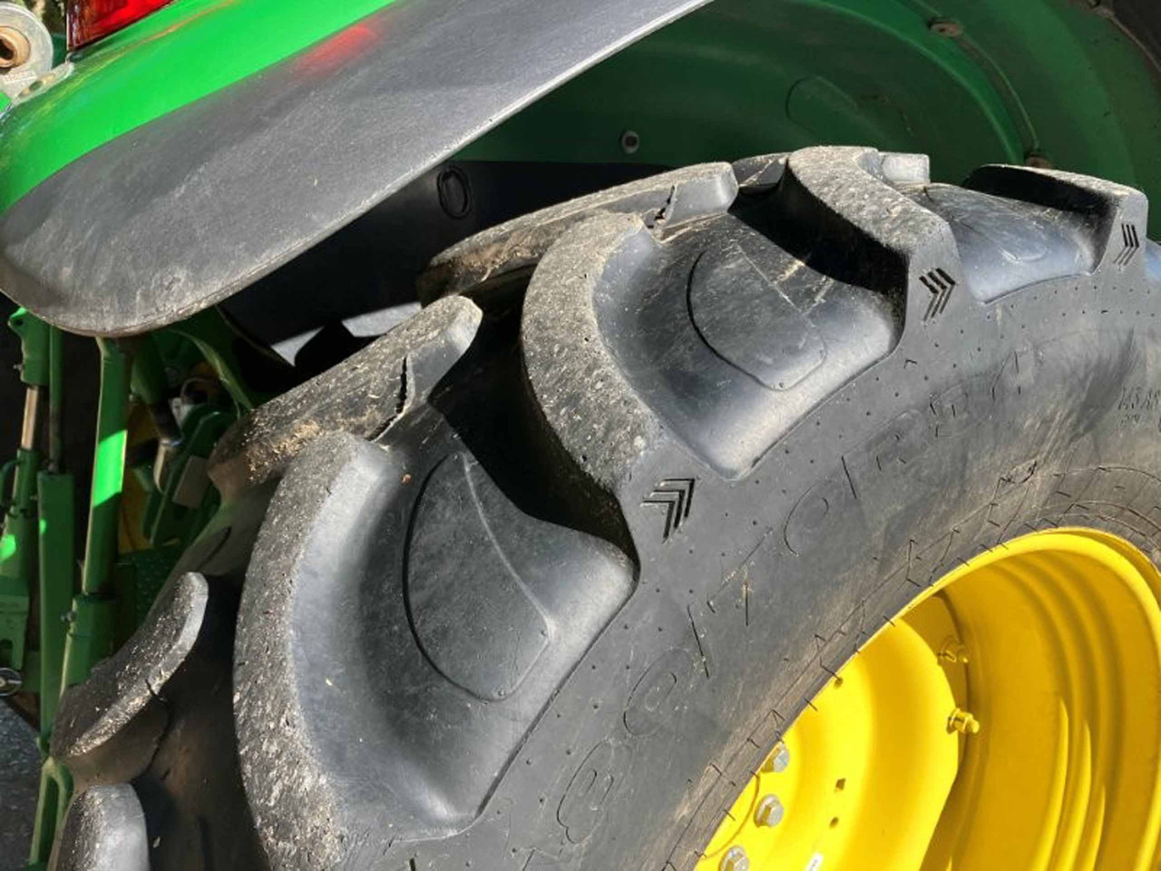 John Deere 5100M - Tractor: afbeelding 3 John Deere 5100M - Tractor: afbeelding 3