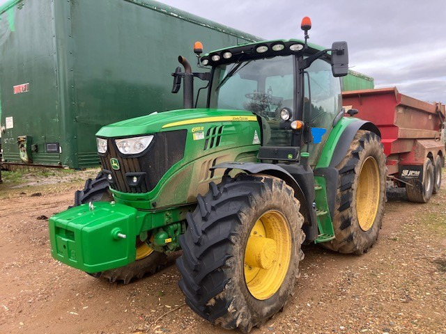 John Deere 6155R - Tractor: afbeelding 1 John Deere 6155R - Tractor: afbeelding 1