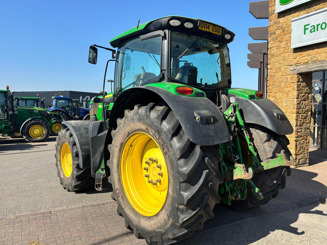 John Deere 6190R - Tractor: afbeelding 2 John Deere 6190R - Tractor: afbeelding 2