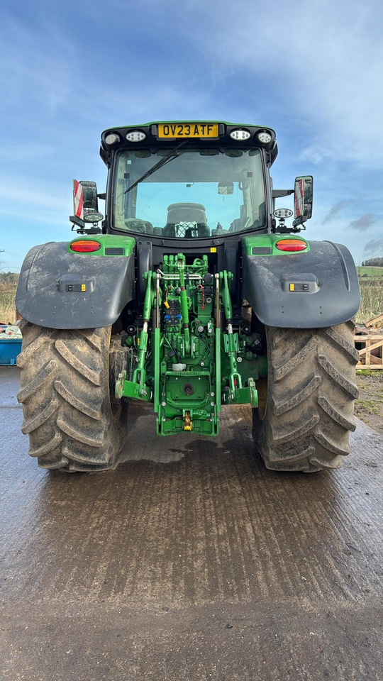 John Deere 6R 215 - Tractor: afbeelding 4 John Deere 6R 215 - Tractor: afbeelding 4