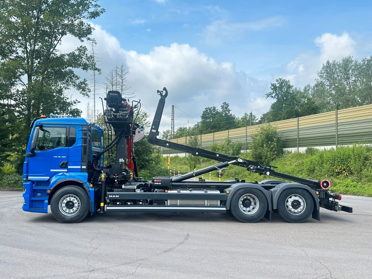 MAN TGS 26.480 6x2 Abrollkipper + Kran EPSILON - Haakarmsysteem vrachtwagen, Kraanwagen: afbeelding 4 MAN TGS 26.480 6x2 Abrollkipper + Kran EPSILON - Haakarmsysteem vrachtwagen, Kraanwagen: afbeelding 4