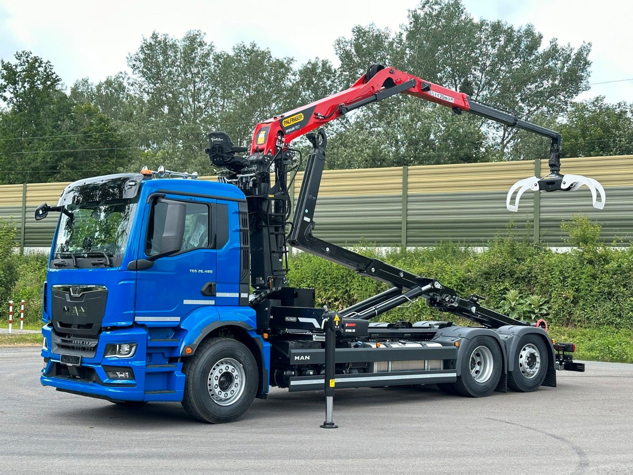 MAN TGS 26.480 6x2 Abrollkipper + Kran EPSILON - Haakarmsysteem vrachtwagen, Kraanwagen: afbeelding 1 MAN TGS 26.480 6x2 Abrollkipper + Kran EPSILON - Haakarmsysteem vrachtwagen, Kraanwagen: afbeelding 1