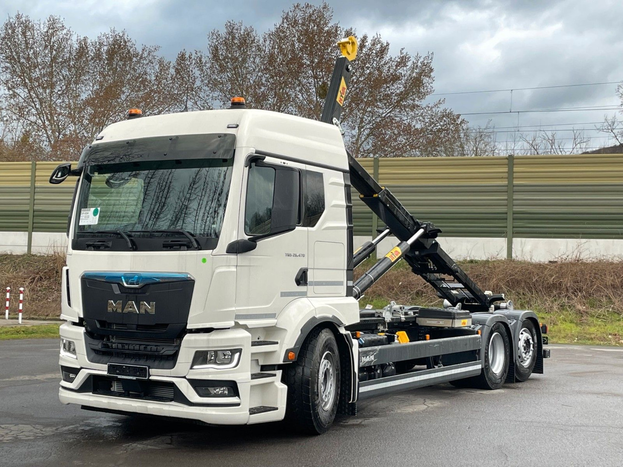 MAN TGS 26.480 6x2 Retarder Hyva 20-60 Abrollkipper - Haakarmsysteem vrachtwagen: afbeelding 2 MAN TGS 26.480 6x2 Retarder Hyva 20-60 Abrollkipper - Haakarmsysteem vrachtwagen: afbeelding 2