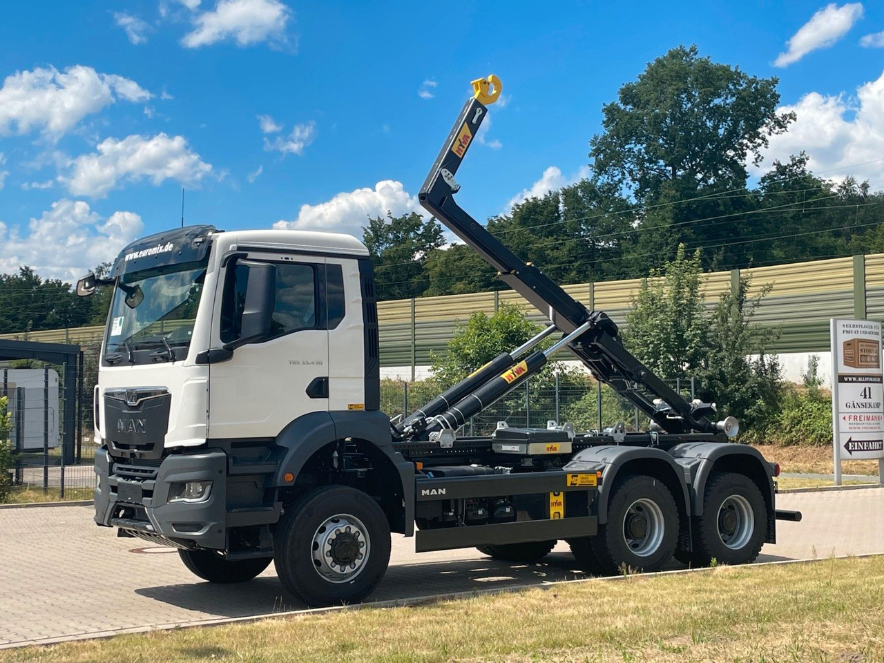 MAN TGS 33.440 6x6 Euro6e Hyva - Hiab MultiLift - Haakarmsysteem vrachtwagen, Kraanwagen: afbeelding 2 MAN TGS 33.440 6x6 Euro6e Hyva - Hiab MultiLift - Haakarmsysteem vrachtwagen, Kraanwagen: afbeelding 2