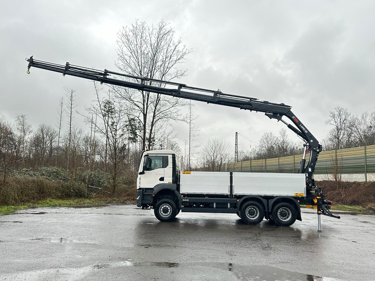 MAN TGS 33.440 6x6 Kran HIAB X-HiPro 302 E 6 - Kraanwagen: afbeelding 1 MAN TGS 33.440 6x6 Kran HIAB X-HiPro 302 E 6 - Kraanwagen: afbeelding 1