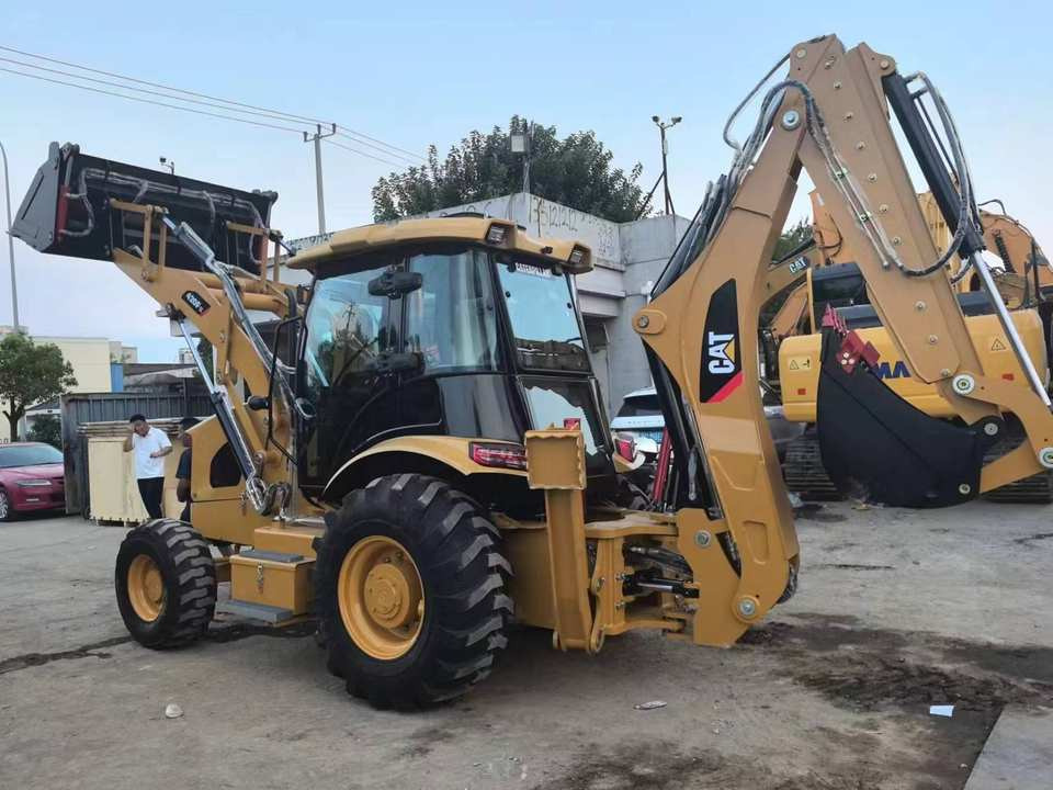 2024 Good Condition Caterpillar 420F Used Backhoe Loader with High Quality for Sale - Graaflaadmachine: afbeelding 2 2024 Good Condition Caterpillar 420F Used Backhoe Loader with High Quality for Sale - Graaflaadmachine: afbeelding 2