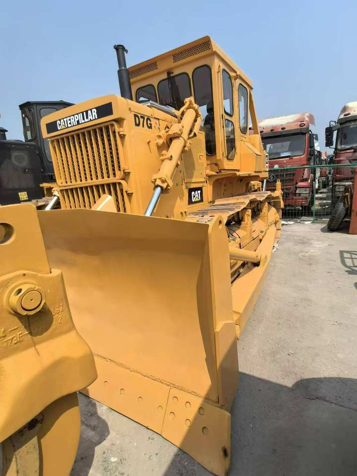 Hot Sale Used CAT Bulldozer D7G in Good Condition Second-hand Caterpillar Bulldozer D7G Construction Machinery - Bulldozer: afbeelding 2 Hot Sale Used CAT Bulldozer D7G in Good Condition Second-hand Caterpillar Bulldozer D7G Construction Machinery - Bulldozer: afbeelding 2