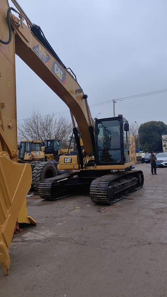 Original Good Sale USED Excavator Cat CAT 320 GC 20 Ton Excavator Crawler Excavator for Caterpillar - Rupsgraafmachine: afbeelding 2 Original Good Sale USED Excavator Cat CAT 320 GC 20 Ton Excavator Crawler Excavator for Caterpillar - Rupsgraafmachine: afbeelding 2