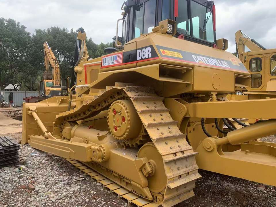 Used Machinery Caterpillar CAT D8R Bulldozer With Ripper Construction & Building Machinery Second Hand - Bulldozer: afbeelding 2 Used Machinery Caterpillar CAT D8R Bulldozer With Ripper Construction & Building Machinery Second Hand - Bulldozer: afbeelding 2