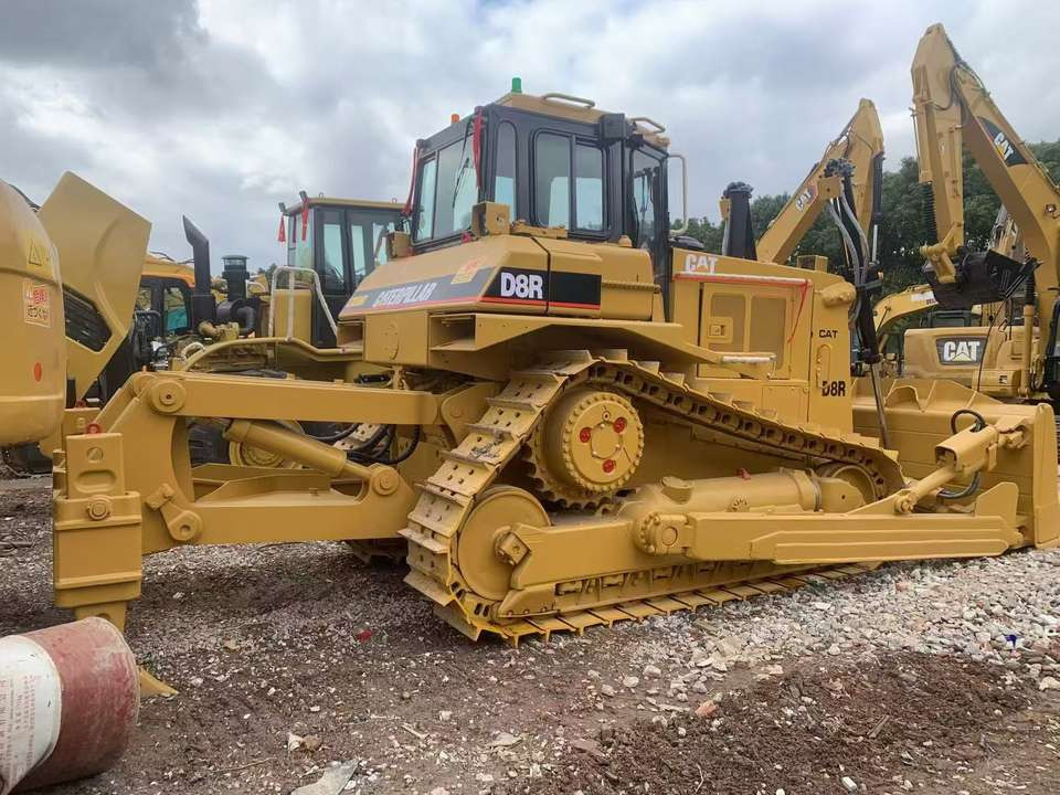 Used Machinery Caterpillar CAT D8R Bulldozer With Ripper Construction & Building Machinery Second Hand - Bulldozer: afbeelding 5 Used Machinery Caterpillar CAT D8R Bulldozer With Ripper Construction & Building Machinery Second Hand - Bulldozer: afbeelding 5