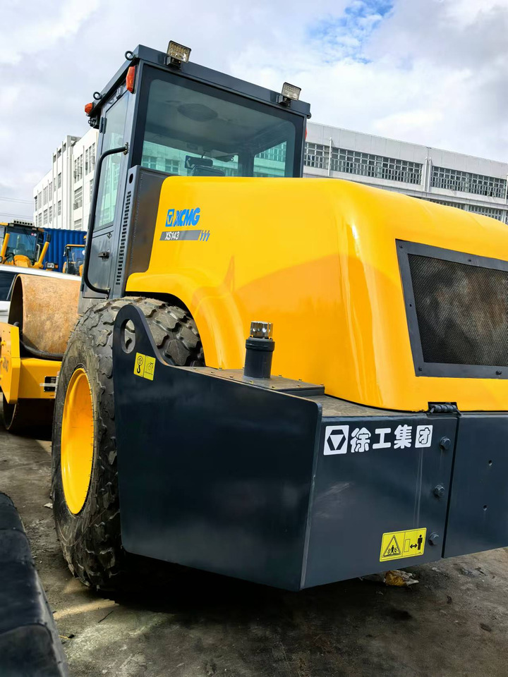 XCMG XS143 - Schapenpootwals/ Grondverdichter: afbeelding 3 XCMG XS143 - Schapenpootwals/ Grondverdichter: afbeelding 3