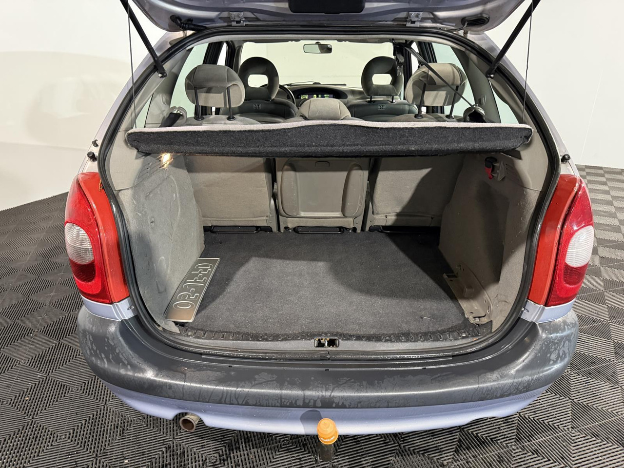 Citroen | Xsara Picasso | 1.8i-16V Plaisir | 2002 | 229.613 km | 05JFFD | Logisch - Personenwagen: afbeelding 3 Citroen | Xsara Picasso | 1.8i-16V Plaisir | 2002 | 229.613 km | 05JFFD | Logisch - Personenwagen: afbeelding 3