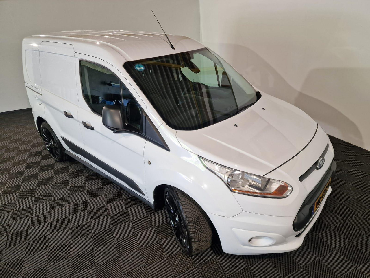 Ford Transit Connect 1.6 TDCI L1 Trend VR-432-K 127.791 km - Kleine bestelwagen: afbeelding 5 Ford Transit Connect 1.6 TDCI L1 Trend VR-432-K 127.791 km - Kleine bestelwagen: afbeelding 5