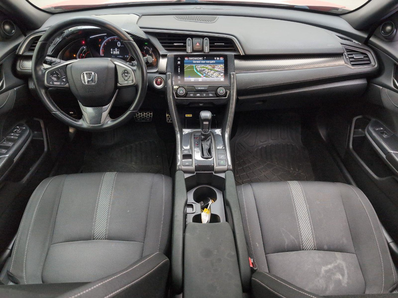 Honda Civic 1.5 i - VTEC Prestige | 2018 | 141.226 km | Automaat | R008RT | NAP: Geen oordeel - Hatchback: afbeelding 5 Honda Civic 1.5 i - VTEC Prestige | 2018 | 141.226 km | Automaat | R008RT | NAP: Geen oordeel - Hatchback: afbeelding 5