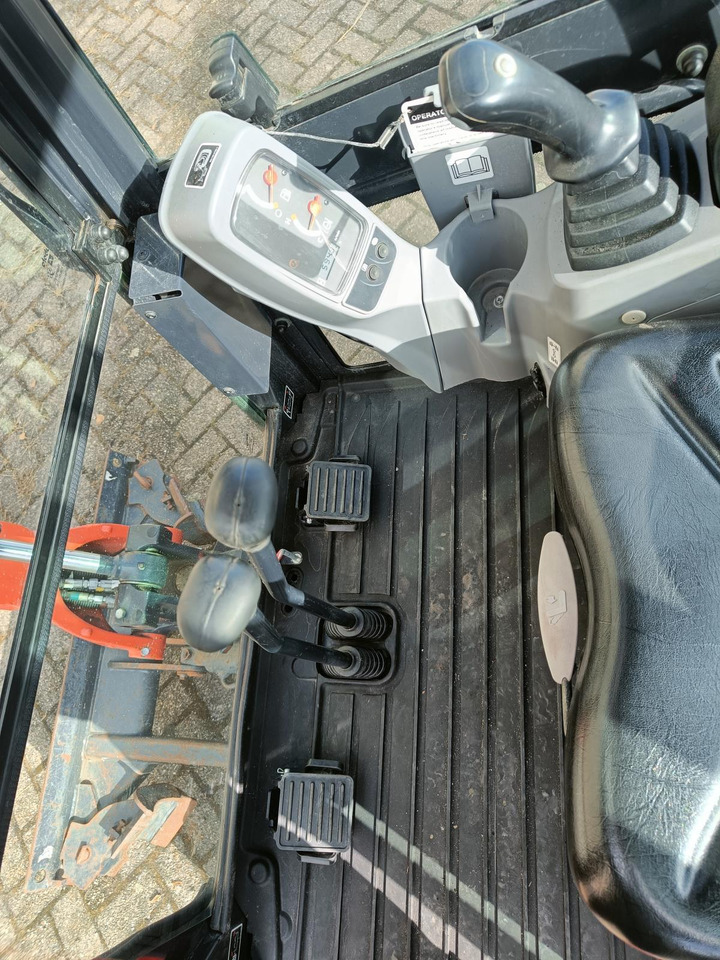 Kubota KX016-4 graver 2021 - Minigraafmachine: afbeelding 2 Kubota KX016-4 graver 2021 - Minigraafmachine: afbeelding 2