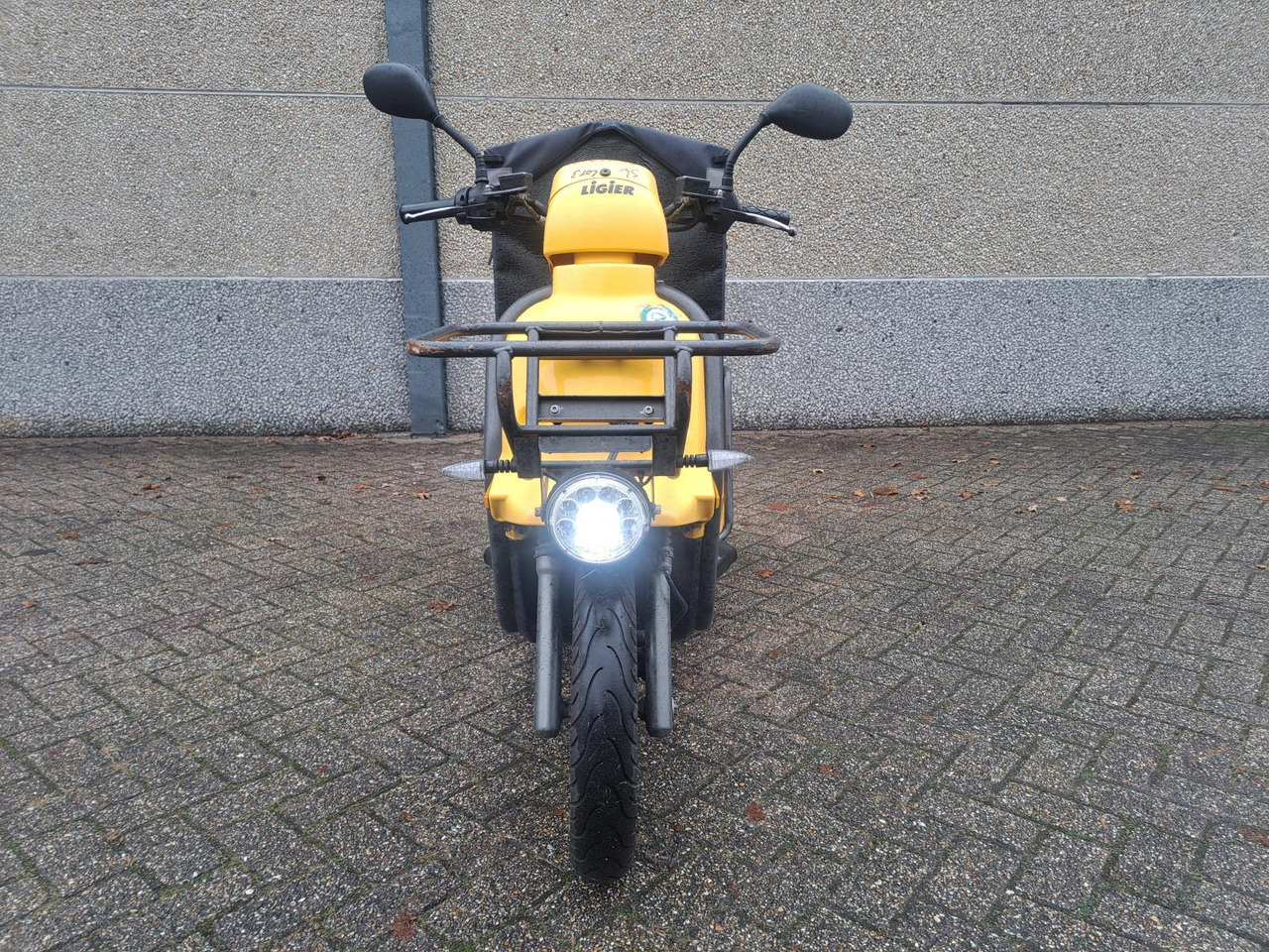Ligier L2e-P Postscooter - Motorfiets: afbeelding 2 Ligier L2e-P Postscooter - Motorfiets: afbeelding 2