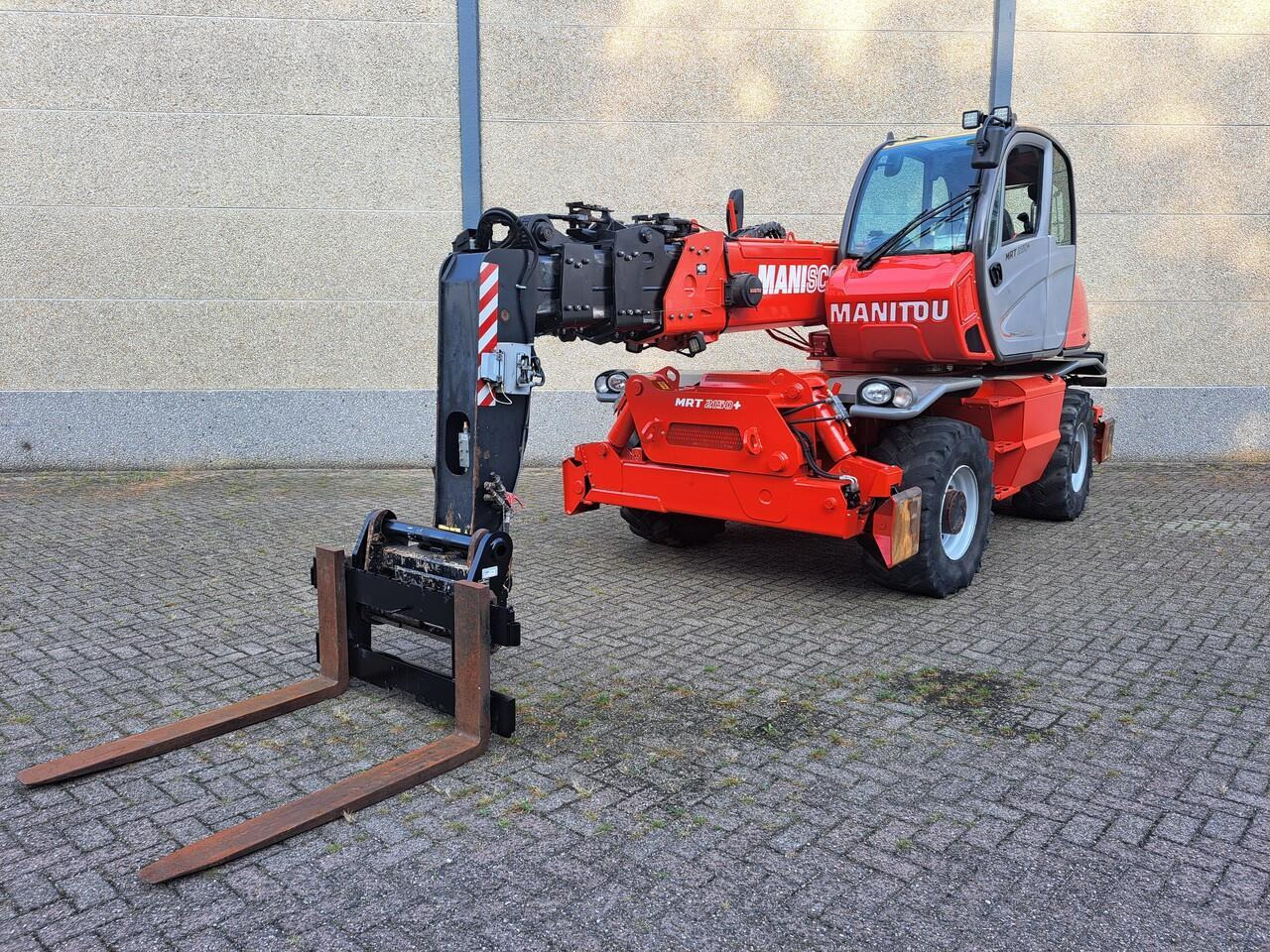 Manitou MRT 2150+ Privilege All-Terrain Roterende Verreiker (2015) - Verreiker: afbeelding 1 Manitou MRT 2150+ Privilege All-Terrain Roterende Verreiker (2015) - Verreiker: afbeelding 1