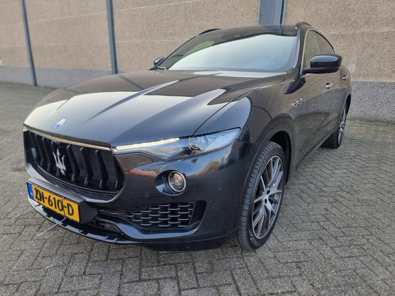 Maserati Levante Q4 3.0D V6 AWD 2017 193.519 km ZN-610-D - SUV: afbeelding 1 Maserati Levante Q4 3.0D V6 AWD 2017 193.519 km ZN-610-D - SUV: afbeelding 1