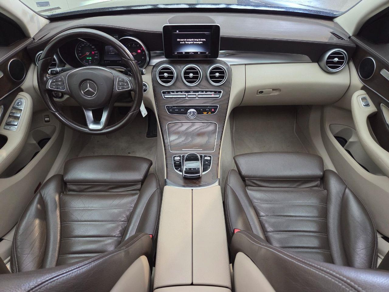 Mercedes - Benz C - klasse 350 e Lease Edition | 2015 | 219.087 km | HG136H | NAP: Logisch - Personenwagen: afbeelding 5 Mercedes - Benz C - klasse 350 e Lease Edition | 2015 | 219.087 km | HG136H | NAP: Logisch - Personenwagen: afbeelding 5