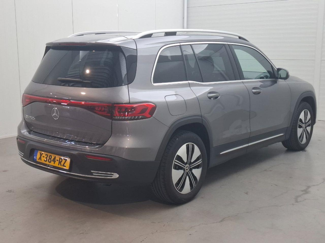 Mercedes - Benz EQB 250+ Business Edition 71 kWh | 2024 | 34.900 km | X384RZ | NAP: Logisch - Personenwagen: afbeelding 4 Mercedes - Benz EQB 250+ Business Edition 71 kWh | 2024 | 34.900 km | X384RZ | NAP: Logisch - Personenwagen: afbeelding 4