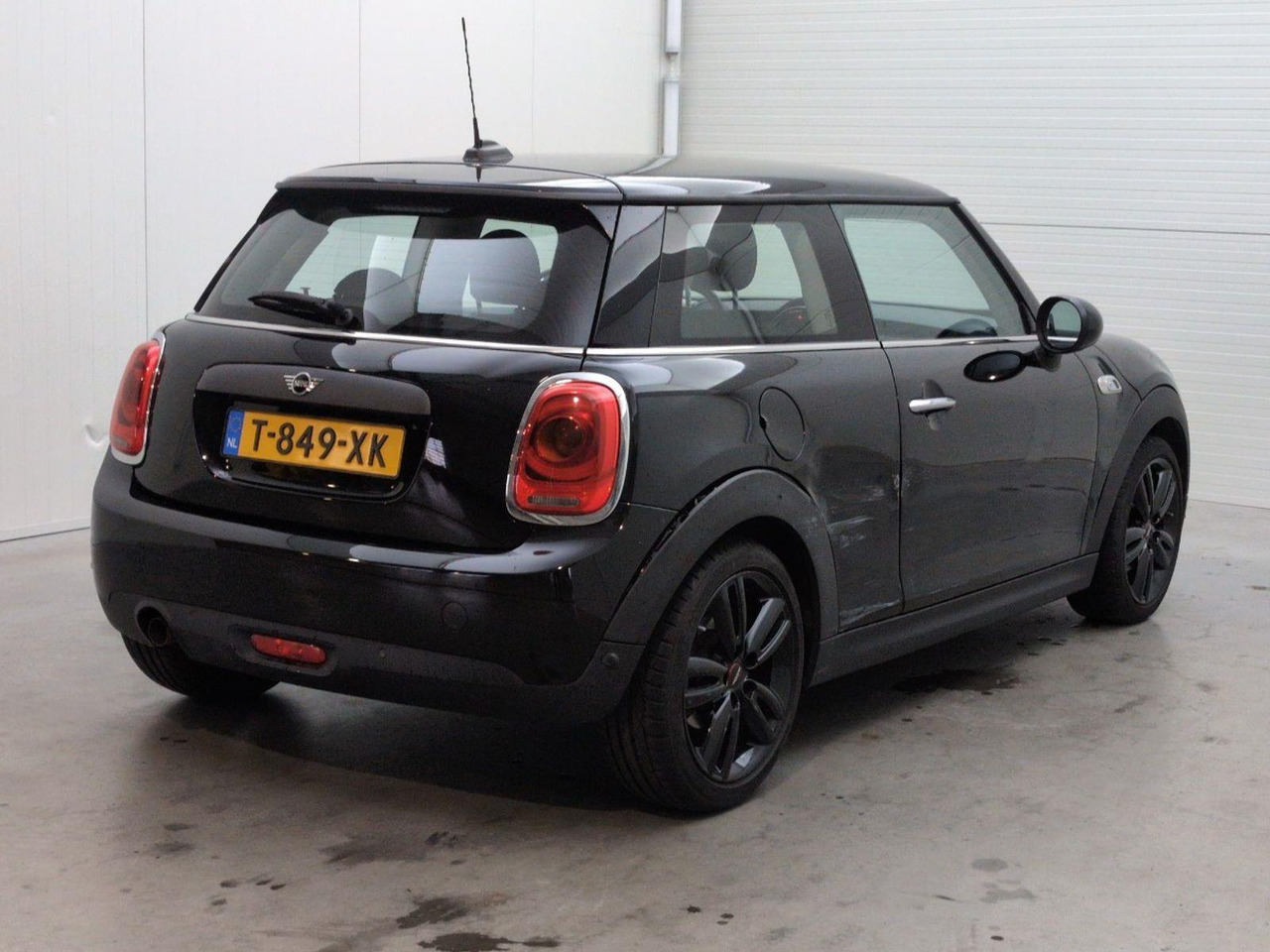 Mini Mini 1.5 One Salt | 2018 | 65.360 km | T849XK | NAP: Geen oordeel - Hatchback: afbeelding 4 Mini Mini 1.5 One Salt | 2018 | 65.360 km | T849XK | NAP: Geen oordeel - Hatchback: afbeelding 4