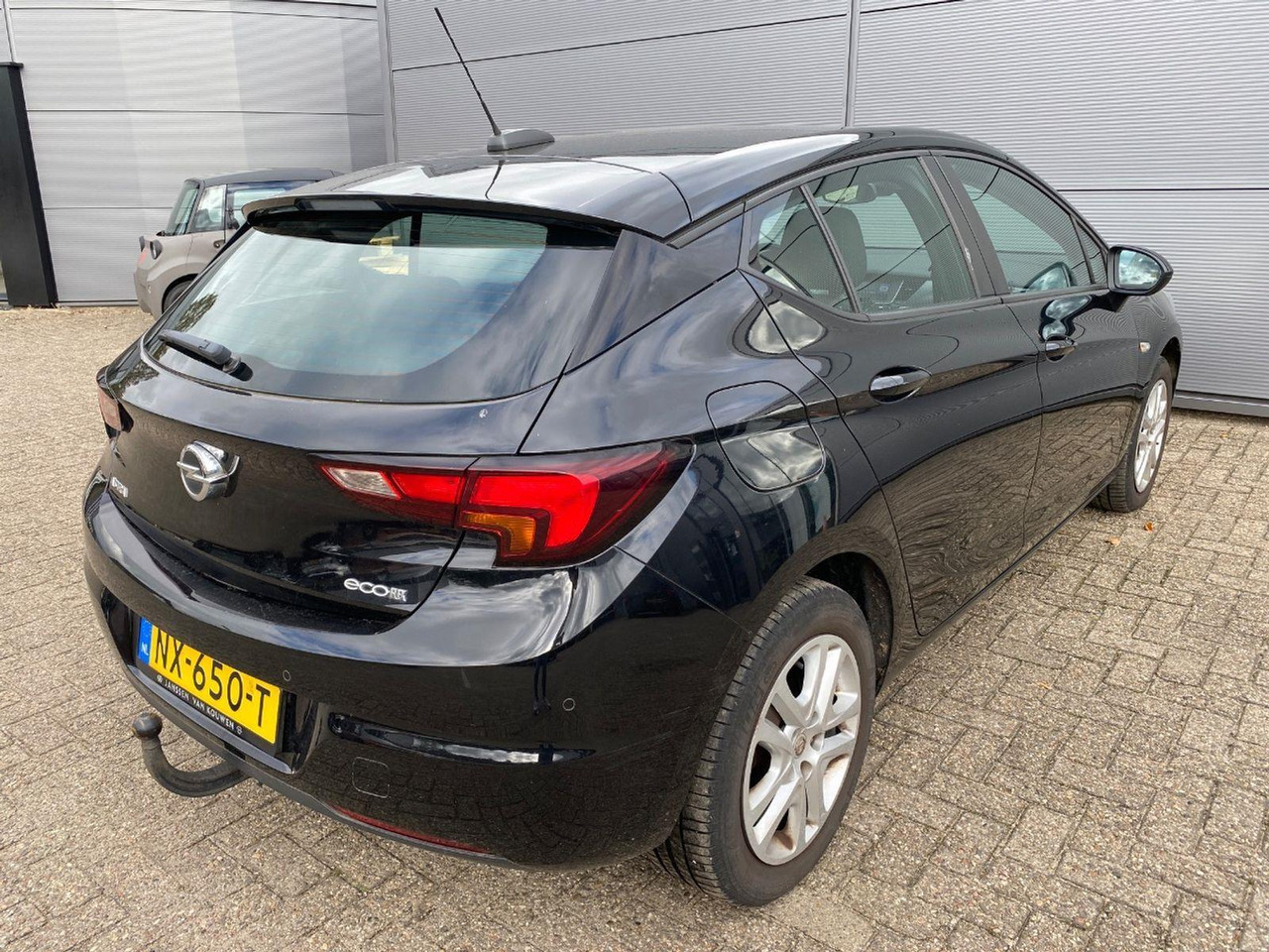 Opel Astra 1.0 Online Edition | 2017 | 112.576 km | NX650T | NAP: Logisch - Hatchback: afbeelding 4 Opel Astra 1.0 Online Edition | 2017 | 112.576 km | NX650T | NAP: Logisch - Hatchback: afbeelding 4