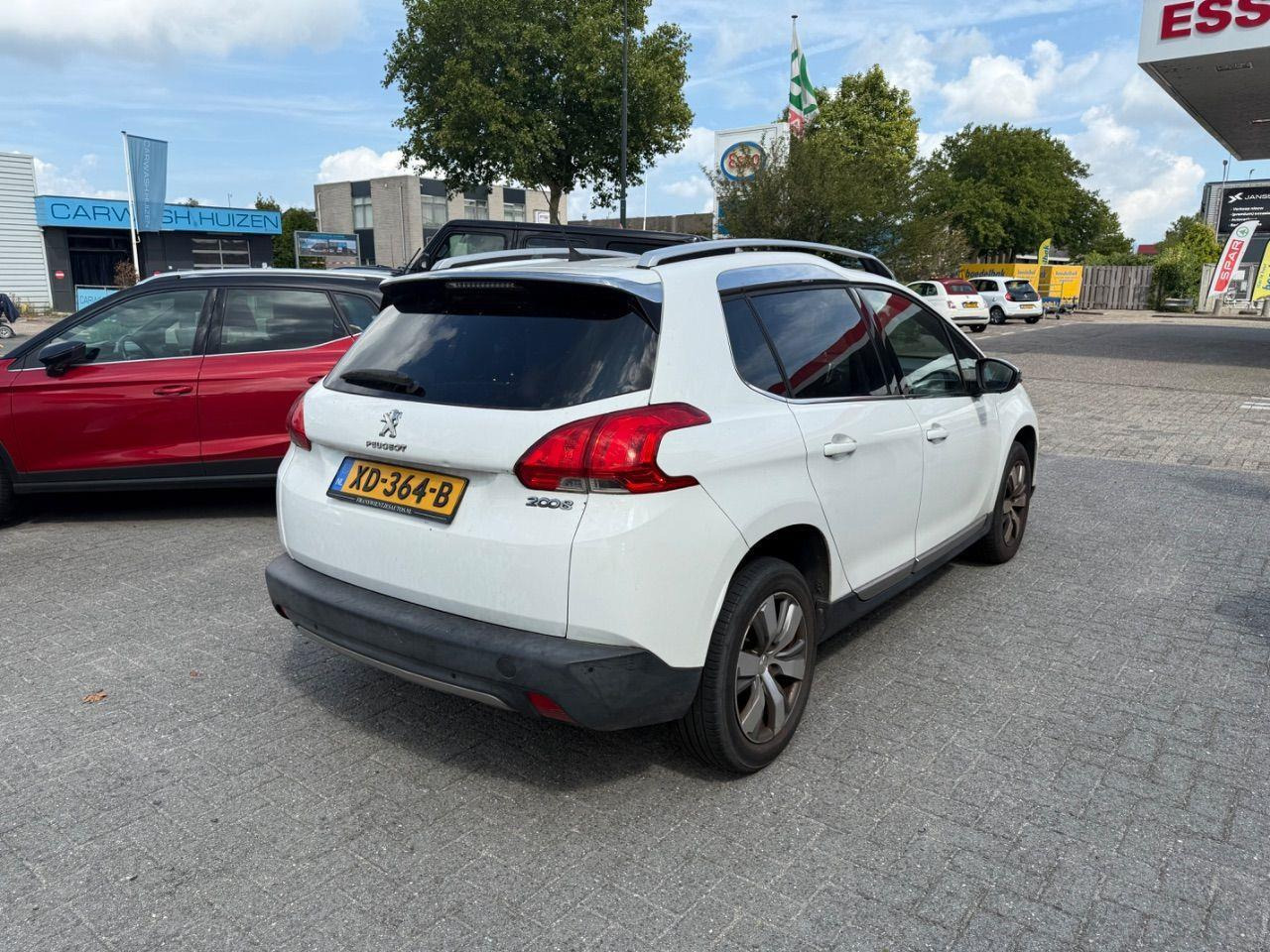 Peugeot 2008 1.2 PureTech Crossway | 2014 | 88.967 km | XD364B | NAP: Geen oordeel - Personenwagen: afbeelding 4 Peugeot 2008 1.2 PureTech Crossway | 2014 | 88.967 km | XD364B | NAP: Geen oordeel - Personenwagen: afbeelding 4