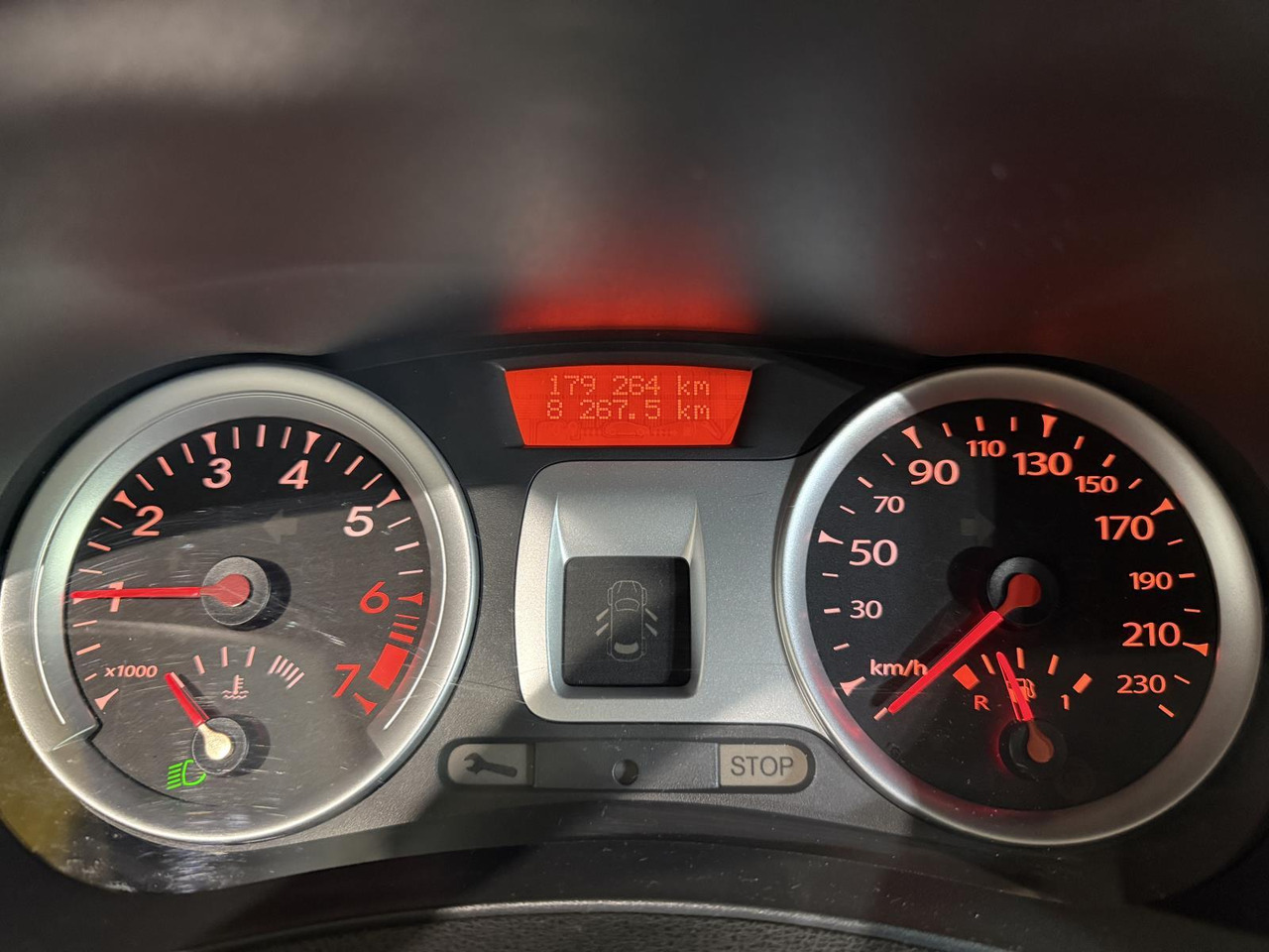Renault Clio 1.2 TCe Collection | 2012 | 179.266 km | 15-ZDF-9 - Hatchback: afbeelding 2 Renault Clio 1.2 TCe Collection | 2012 | 179.266 km | 15-ZDF-9 - Hatchback: afbeelding 2
