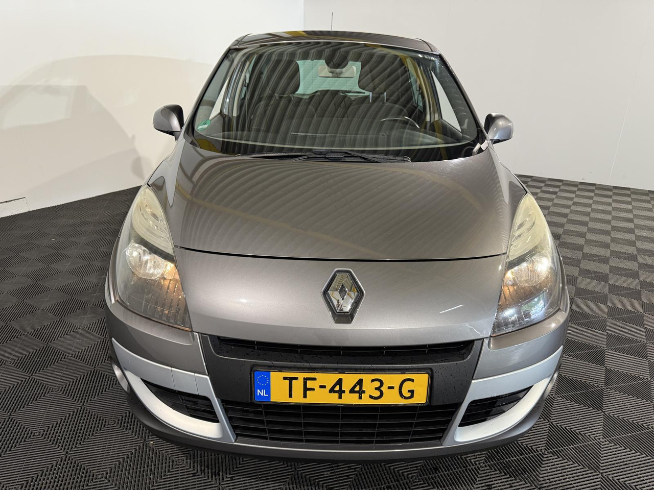 Renault Scénic 1.4 TCe Dynamic | 2010 |243.512 km | TF-443-G - Personenwagen: afbeelding 4 Renault Scénic 1.4 TCe Dynamic | 2010 |243.512 km | TF-443-G - Personenwagen: afbeelding 4
