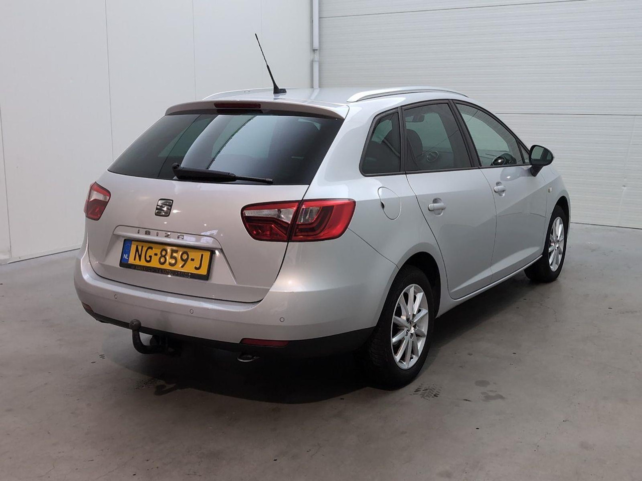 SEAT Ibiza ST 1.0 EcoTSI Style Connect | 2017 | 230.993 km | NG859J | NAP: Logisch - Personenwagen: afbeelding 4 SEAT Ibiza ST 1.0 EcoTSI Style Connect | 2017 | 230.993 km | NG859J | NAP: Logisch - Personenwagen: afbeelding 4