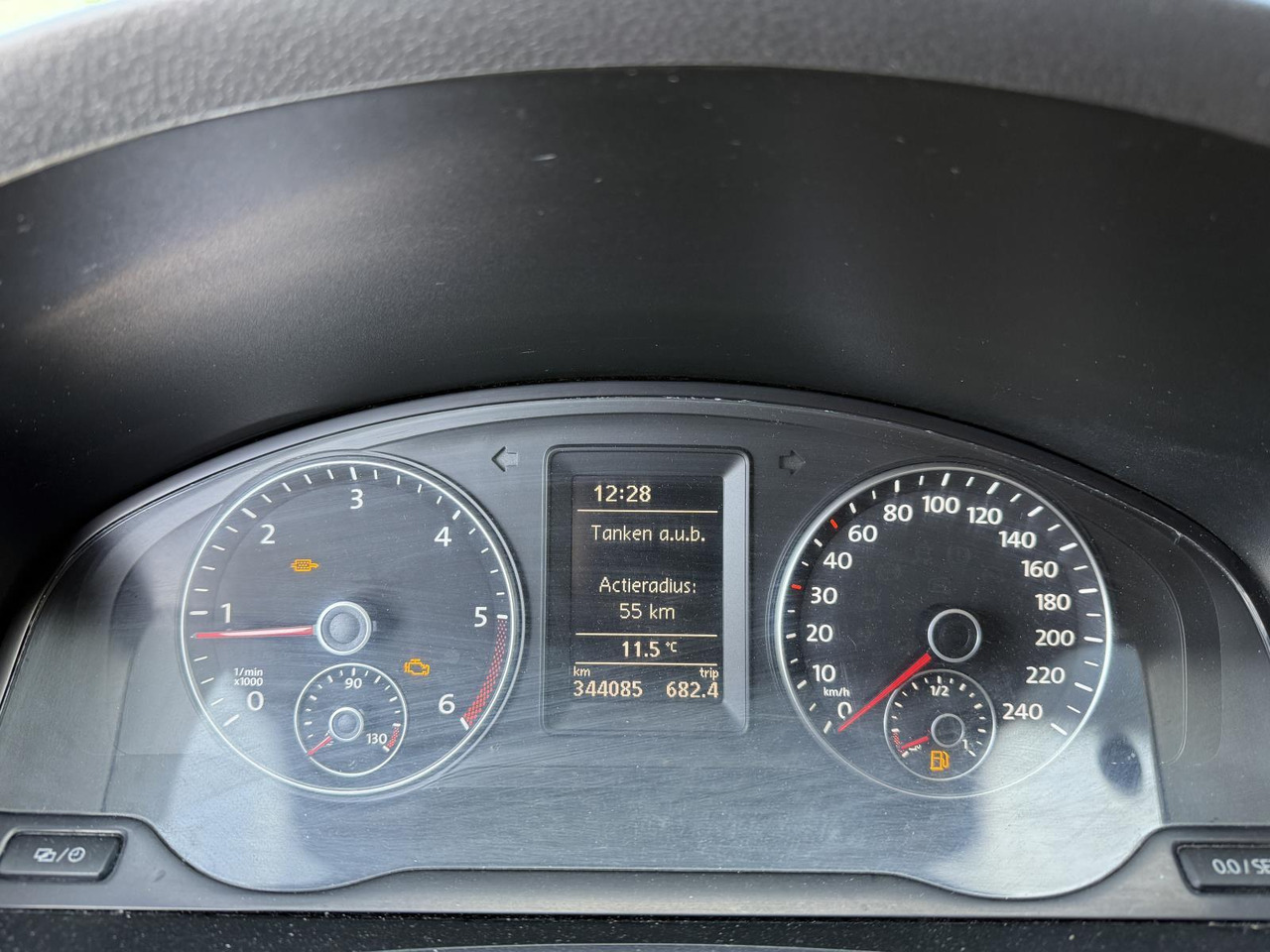Volkswagen | Transporter | 2.0 TDI L2H1 BM Baseline | 2014 | 344.085 km | VH221F | Logisch - Gesloten bestelwagen: afbeelding 4 Volkswagen | Transporter | 2.0 TDI L2H1 BM Baseline | 2014 | 344.085 km | VH221F | Logisch - Gesloten bestelwagen: afbeelding 4