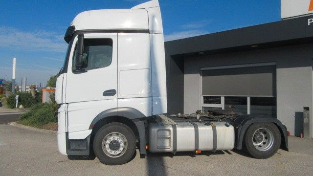 Mercedes-Benz Actros 1845LS Kipphydr. 2 Leiter - Trekker: afbeelding 4 Mercedes-Benz Actros 1845LS Kipphydr. 2 Leiter - Trekker: afbeelding 4