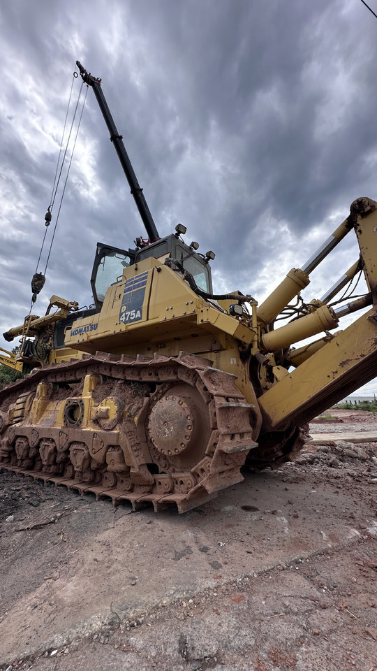 KOMATSU D475A-5EO - Gereedschap/ Toebehoor: afbeelding 2 KOMATSU D475A-5EO - Gereedschap/ Toebehoor: afbeelding 2